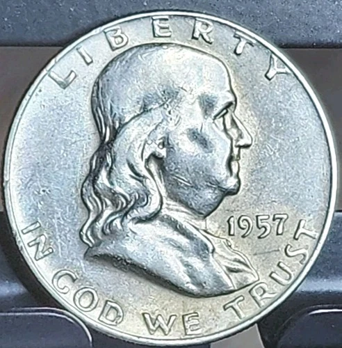 1957-D Benjamin Franklin Half Dollar ■ GEM/BU ■ FBL ■ #4056