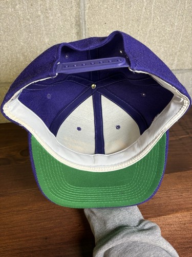 Los Angeles Lakers Sports Specialties Motion Script Wool Snapback Hat 90s NWT - Picture 5 of 7