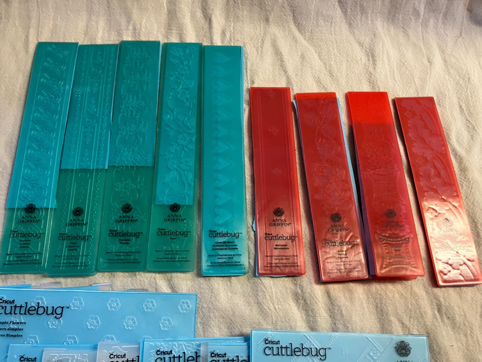 30+ Piece Large Lot Of Anna Griffin Cricut Cuttle Bug  Embossing Borders & Cards