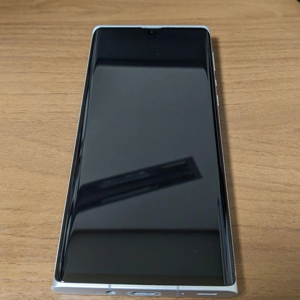 Leica LEITZ PHONE 1 Android13 Snapdragon 888 Unlocked 5G SHARP ROM256GB RAM12GB - Image 2 of 4