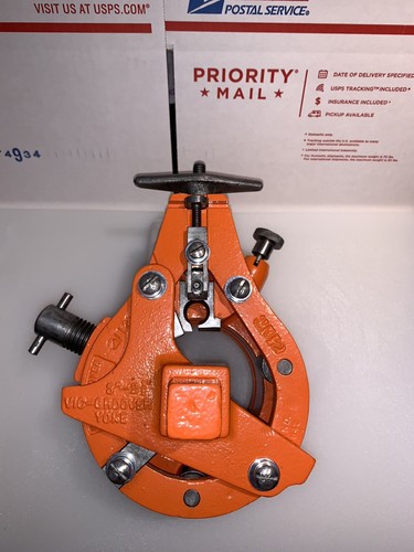 Pipe Cut Grooving Roustabout ridgid 700 
