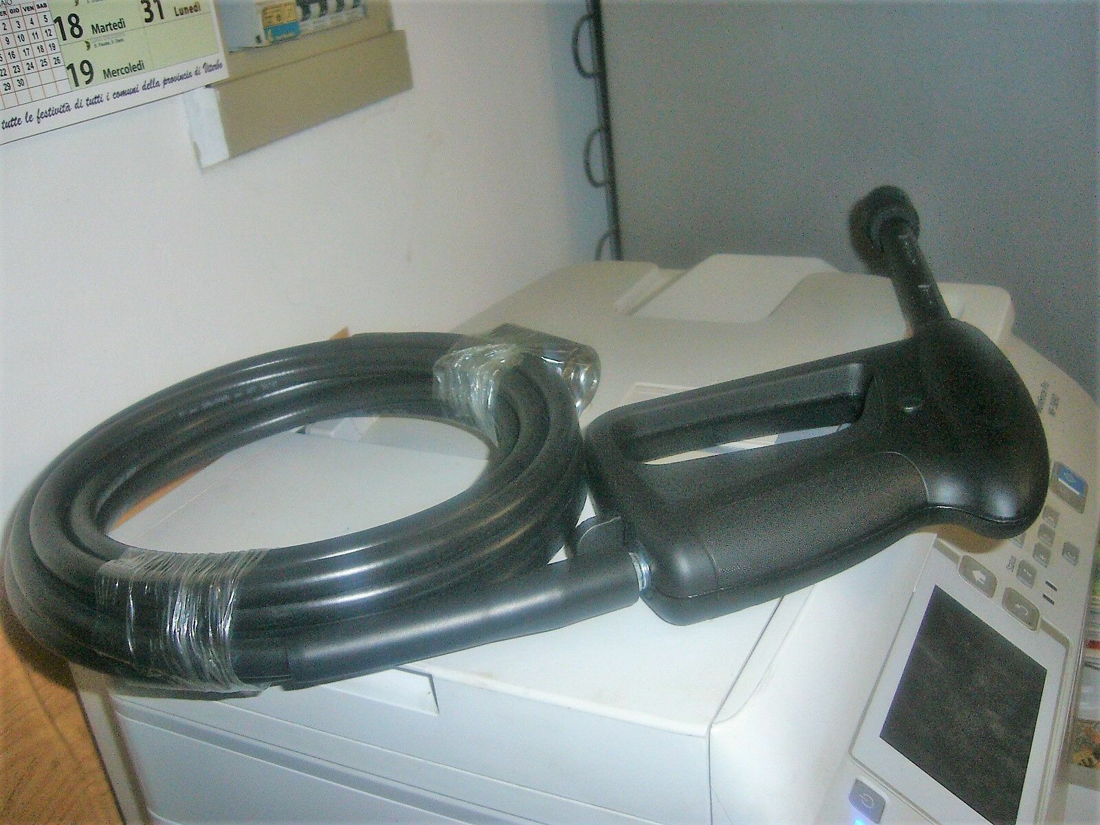 Foto 1 di 2