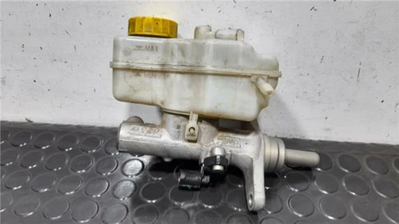 6R0611301A hauptbremszylinder für AUDI A1 SPORTBACK (8XA) 1.6 AMBITION 873290 - Изображение 4 из 4