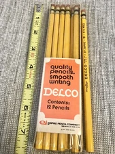 A 1974 Empire Pencil Co Delco 878 No 2 Pencils Rare Pkg Of 12 NOS Unsharpened
