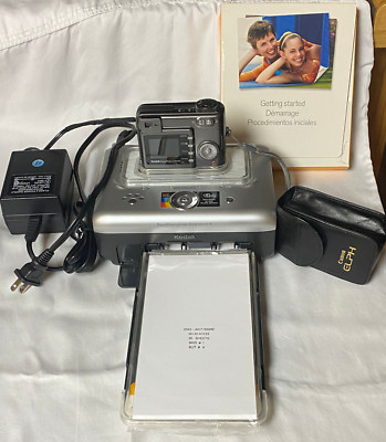 KODAK EasyShare 4MP Digital Camera and Printer Dock Series3 CW330 Battery workin