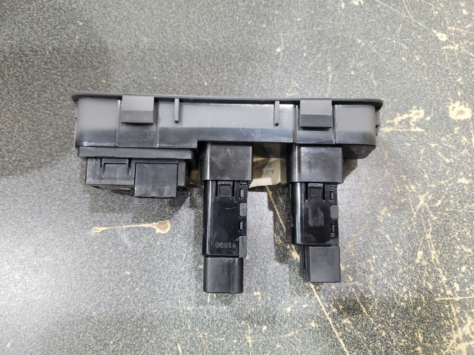 2011 HYUNDAI SONATA DIMMER LIGHT ACTIVE ECO TRACTION CONTROL SWITCH P/N