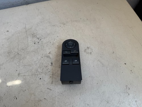 Opel Zafira B 1.8 103KW 2006 Fensterheberschalter Vorne Links 2-Fach 13124750