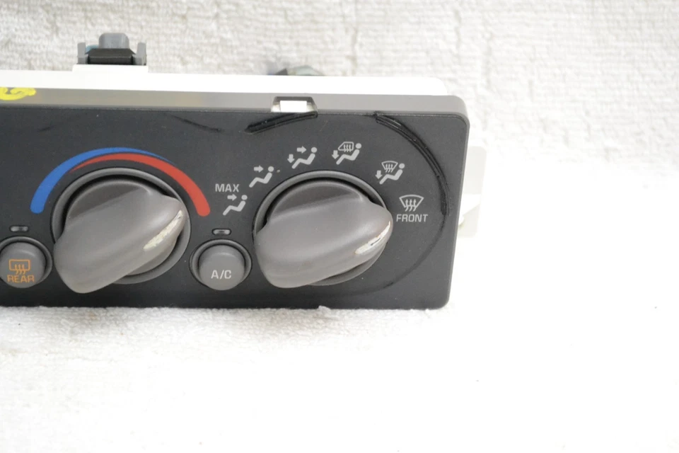 2001 - 2005 庞蒂亚克 Grand Am 加热器空调温度暖通空调气候控制开关 — 第 2/4 张图片