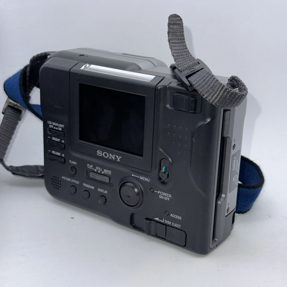 Sony Digital Mavica MVC-FD83 w/ Battery – Untested As-Is – Vintage FD Floppy Cam - Image 3 of 4