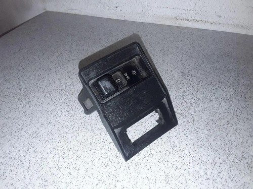 BMW 5 E34 Scheinwerferschalter 61311391338 2.50 Petrol 125kw 1990 33747236