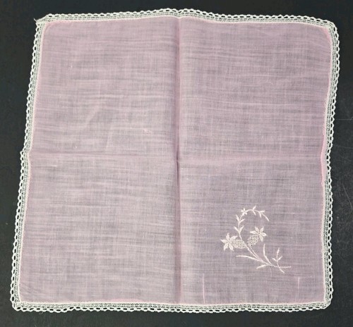 Allacciatura a rete Hankie rosa vintage ricamata con bordi all'uncinetto 9,25" x 9,25" - Foto 1 di 12