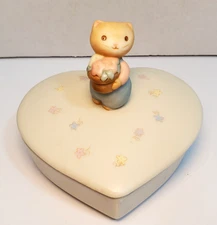 Vintage Heart Shaped Kitten Kitty Cat Trinket Dish With Lid Crowning Touch