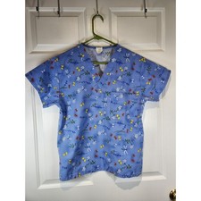 Women's sz S Blue Butterfly Flowers Short Sleeved Pocket Scrub Top Shirt