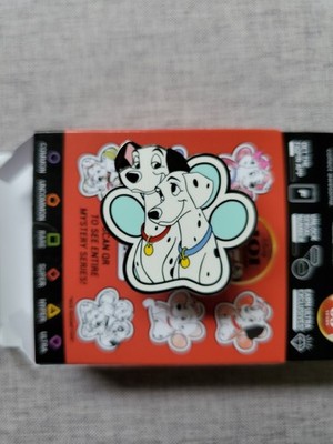 FiGPiN Disney 101 Dalmatians 65th Anniversary Blind Box Pin Pongo & Perdita