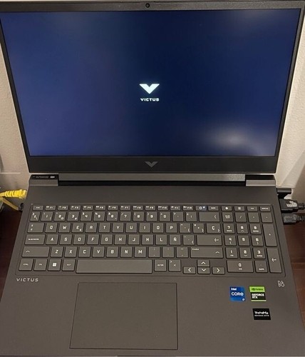 HP victus 16-r0015ns-RTX4060 (8gb vram)-Core i7 13700h-16GB DDR5 RAM-1 TB SSD - Bild 4 von 5