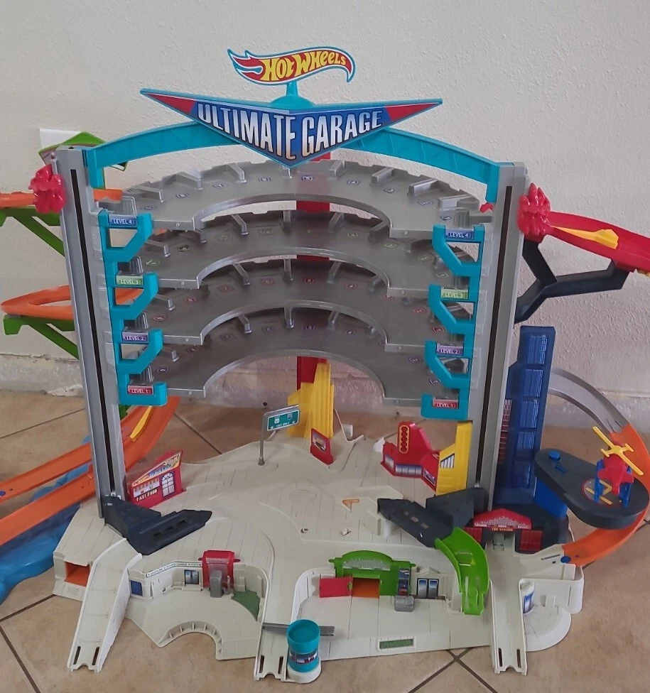 Hot Wheels HW Ultimate Garage Shark Attack Playset 2015 Lights & Sounds  Damage ⬇