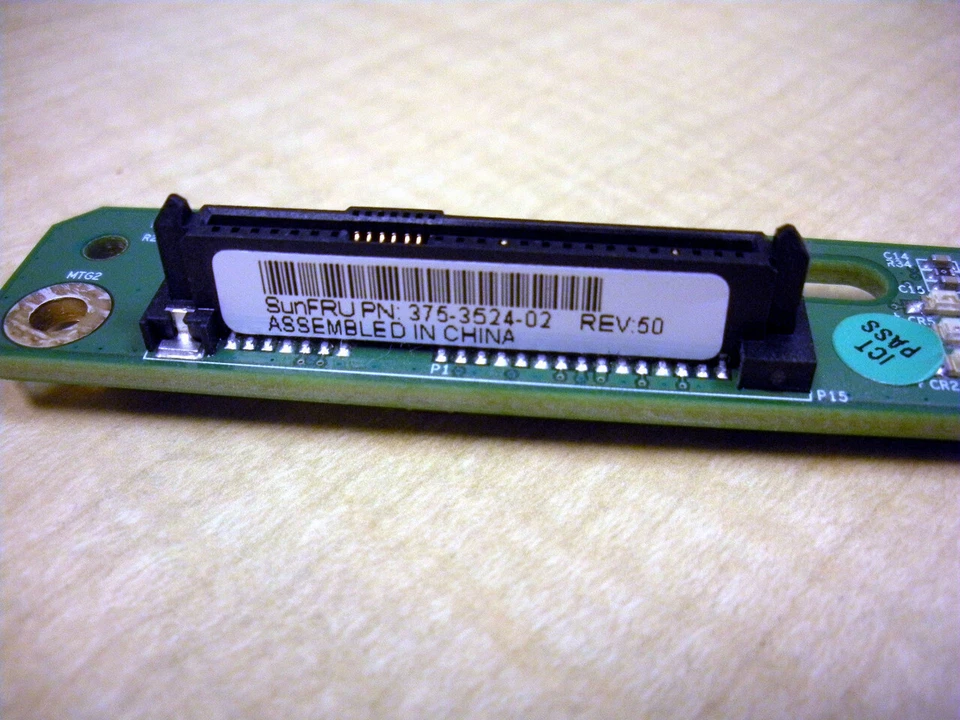 Sun 375-3524 2-Slot SAS Disk Backplane for V215 - Image 3 of 3