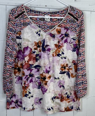 akemi kin Anthropologie NWT Women s SZ M Pink Floral Knit Top Rik Rac V-Neckline