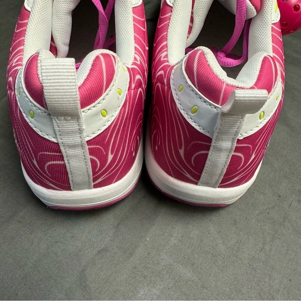 Pickleball court shoes size 11
