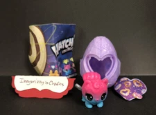 Hatchimals CollEGGtibles Cosmic Candy Cinnamon Squirrlily Blue Pink New