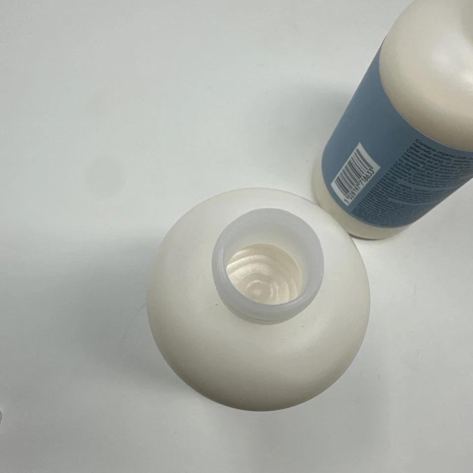 The Body Shop MILK BODY LOTION, 250ml,/8.4 fl. oz. X2 Rare Discontinued - Image 4 of 4