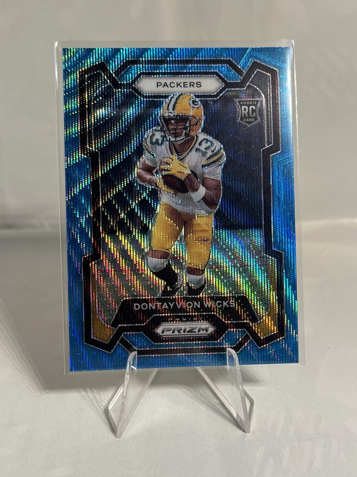 2023 Panini Prizm - Dontayvion Wicks #333 Blue Wave Prizm /199 (RC)