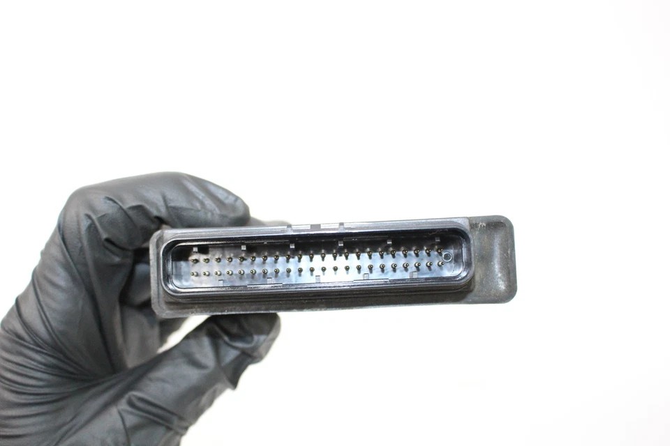 04-06 Yamaha R1 YZF-R1 CDI ECM CPU - Image 3 of 4