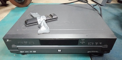 ZENITH 5 DISC CHANGER MP3 DECODER DVD5201 WITH REMOTE