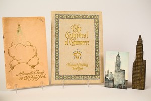 WOOLWORTH BUILDING LOT #2 OF 3 - ANTIQUE PAMPHLETS, POSTCARDS & SOUVENIR