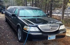 2005 Lincoln Town Car EXECUTIVE