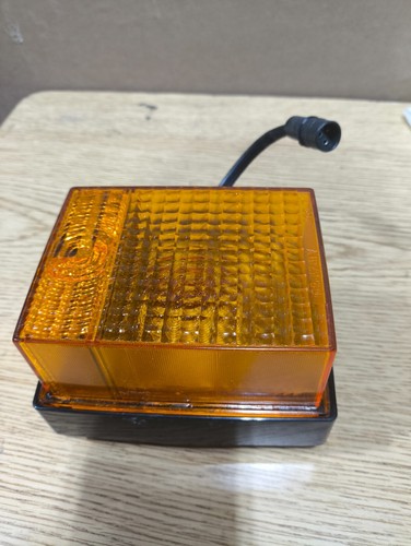 New Truck-Lite 70356 Double Face Pedestal Lamp Red Amber Pair LH RH - Picture 3 of 5