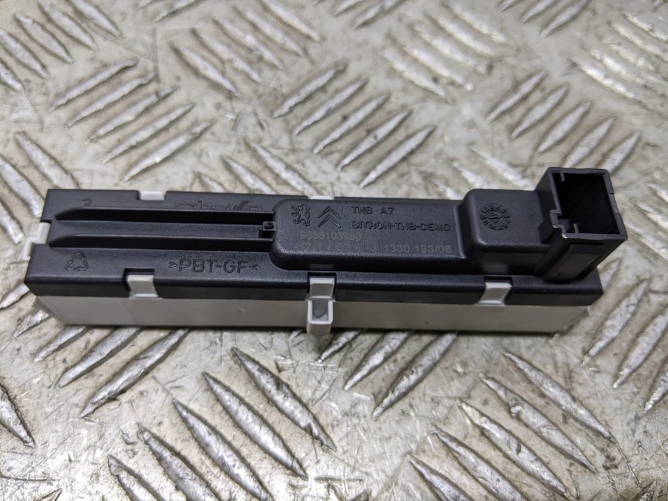 PEUGEOT 207 MK1 SE 2009 SEAT BELT & CRASH BAR WARNING DISPLAY SCREEN  - Image 3 of 4