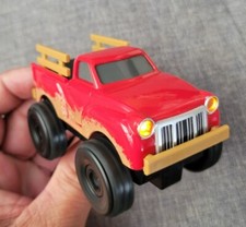 Defiants 4x4 toys HUNTIN' RIG Pickup Truck Vintage Running and light, Stomper