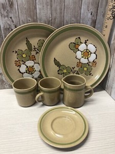 Anko 7 Yamaka Stoneware Avanti Flower Hill chop plate ×4 display picture 1