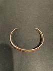 ANTIQUE NATIVE AMERICAN STERLING SILVER ZUNI CUFF BRACELET 17 GRAMS ORANGE SHELL — photo 2
