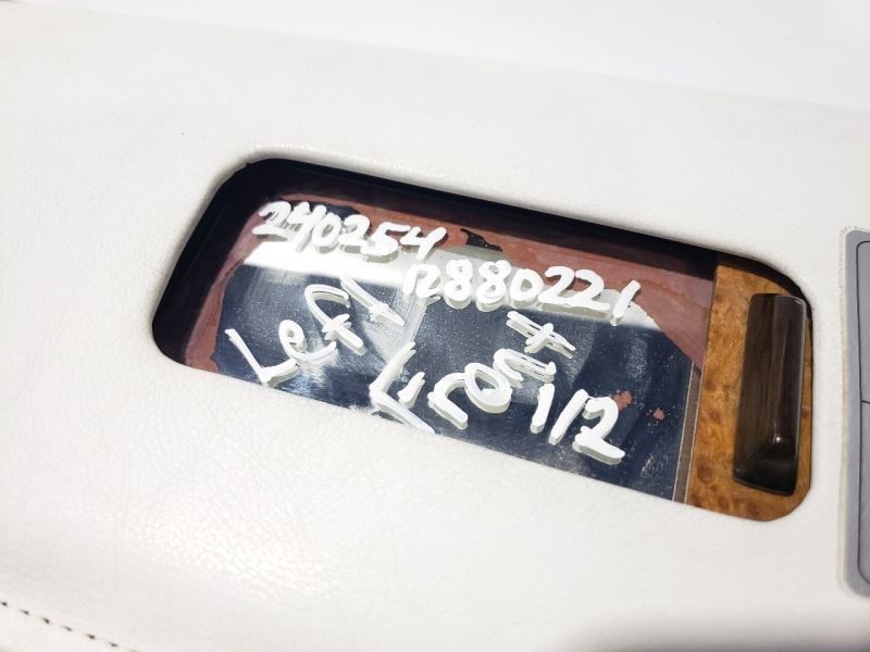 1994 Rolls Royce Silver Spur iii OEM Pair Sun Visor White Leather 