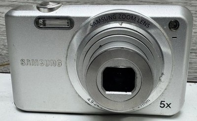 Samsung Digital Camera ES71 12.2MP Silver, Tested Working, Check Pictures