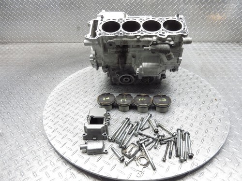2007 06-07 Suzuki GSXR 750 GSXR750 Crankcase Case Engine Motor Block Piston Lot