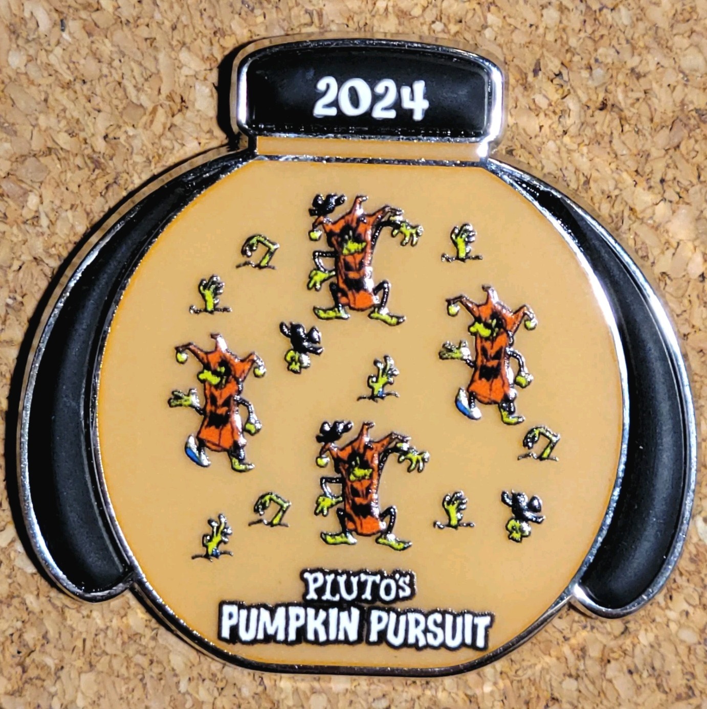 Goofy Plutos Pumpkin Pursuit 2024 Disney Pin