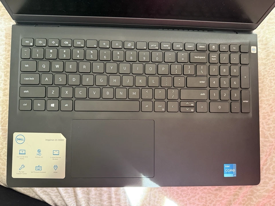 Совершенно новый ноутбук Dell Inspiron 15 3000 - Изображение 2 из 4