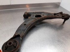 Triangle de suspension Toyota VERSO