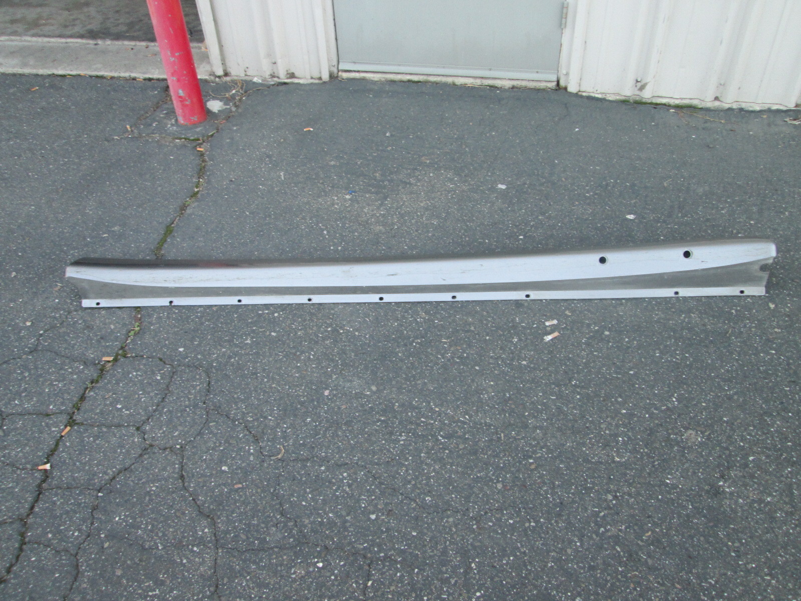 Maserati 4200 Coupe - LH Rocker Panel Side Member Skirt - Part# 980001073