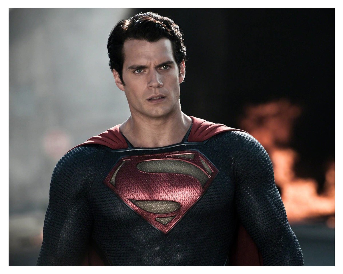 SUPERMAN- (MAN OF STEEL)-(BATMAN v SUPERMAN) 