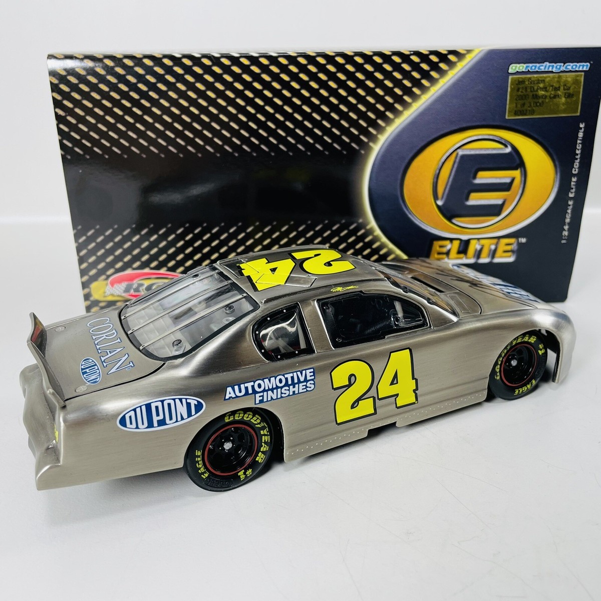 Jeff Gordon #24 Test Car 2000 Monte Carlo 1:24 Elite RCCA Diecast