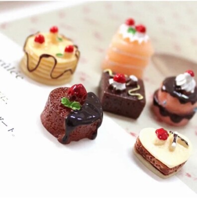 24PC Dollhouse Miniature 1:12 Chocolate Cream Cake Food Party Afternoon Tea