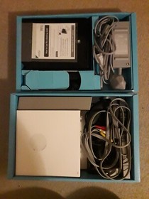 Nintendo Wii Black 25th Anniversary Mario Kart Pack with Donkey Kong NES - Boxed