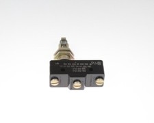 BZ-2RQ181T Microswitch Snap Action Switch SPDT 15A 250Vac Honeywell