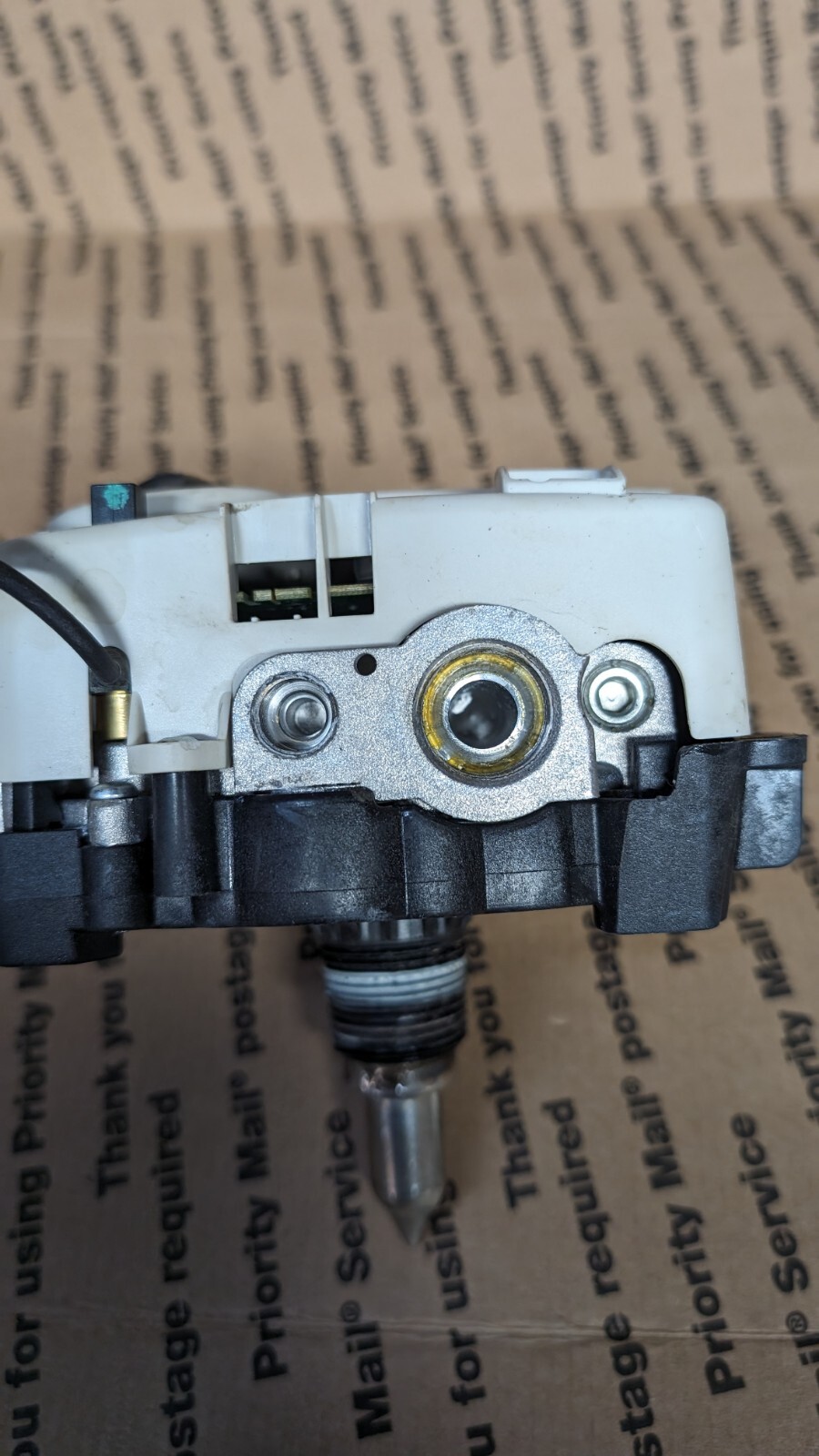 Honeywell Water Heater Gas Valve WV8840B1109 eBay