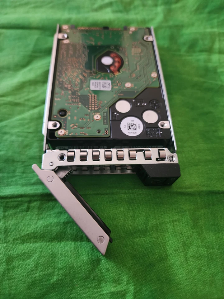 Dell 00KV02 1.2TB 10K 12G 2.5" SAS HDD HUC101812CSS200 0KV02 GEN14 Caddy DXD9H - Image 4 of 4