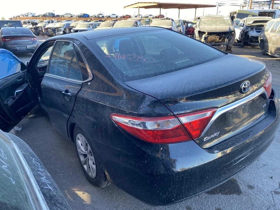 Used Fuel Injection Throttle Body fits: 2016 Toyota Camry Throttle Valve Assembl Foto 4 de 4